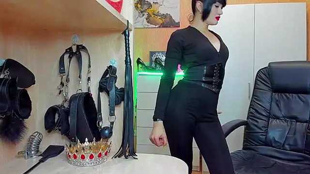 Snapshot of KristiTopxx chatting on November 7, 2025, 7:29 pm KristiTopxx online show from November 7, 2025, 7:29 pm