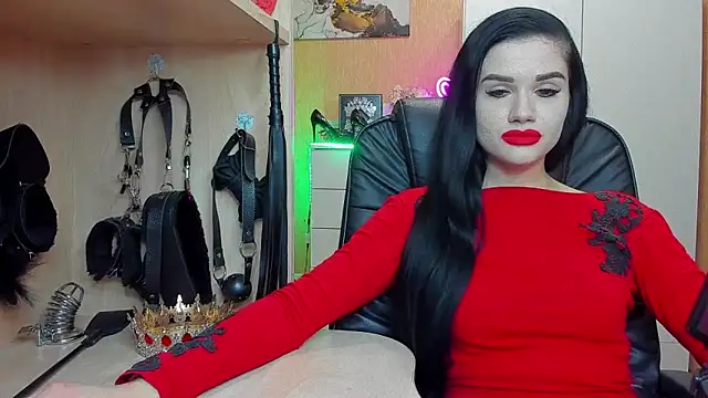 Snapshot of KristiTopxx chatting on November 22, 2025, 8:40 pm KristiTopxx online show from November 22, 2025, 8:40 pm