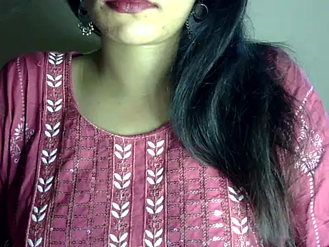 Neha Sharma2 online show from April 19, 2026, 9:43 am