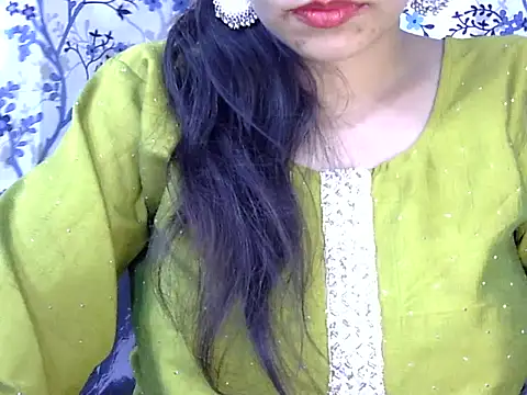 Neha Sharma2 online show from June 14, 2026, 1:56 pm