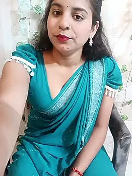 lovely-girl99 online show from April 1, 2026, 6:04 am