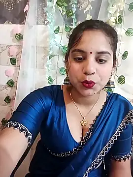 lovely-girl99 online show from March 25, 2026, 5:18 am