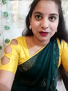 lovely-girl99 online show from April 2, 2026, 4:52 am