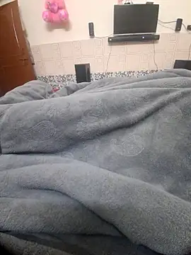 Snapshot of Strip-Couple2 chatting on March 1, 2026, 7:41 am Strip-Couple2 online show from March 1, 2026, 7:41 am