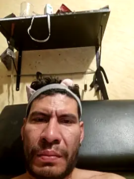 boyp3netrat0r online show from March 15, 2026, 10:11 am