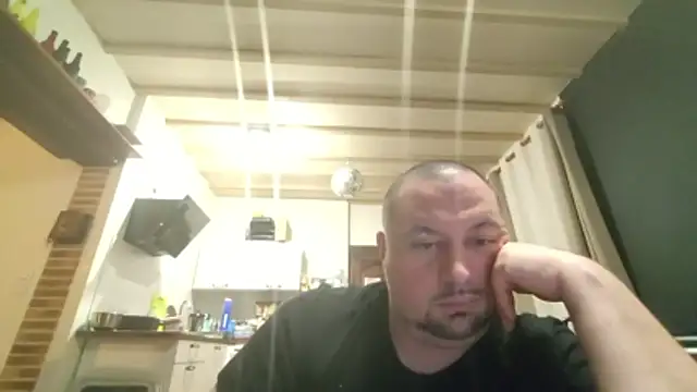 Snapshot of jeremstudio chatting on February 23, 2026, 7:58 pm jeremstudio online show from February 23, 2026, 7:58 pm