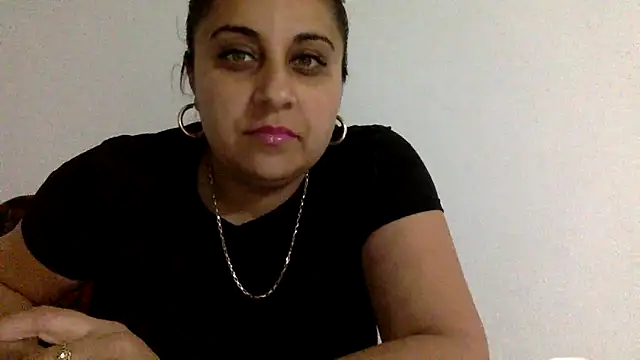 I amXenox online show from April 7, 2026, 5:15 pm