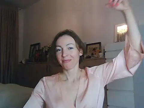 Snapshot of angelicfenix chatting on February 27, 2026, 2:39 pm angelicfenix online show from February 27, 2026, 2:39 pm