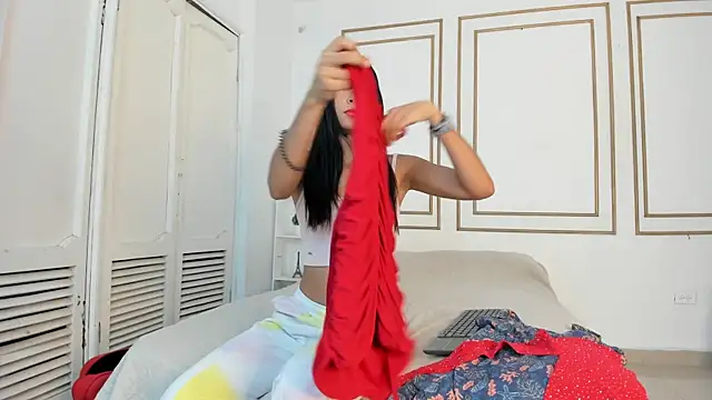 Snapshot of emily_gaviria1 chatting on February 28, 2026, 12:05 pm emily gaviria1 online show from February 28, 2026, 12:05 pm