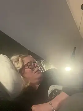 Amelie BlondeXX online show from March 2, 2026, 10:22 am