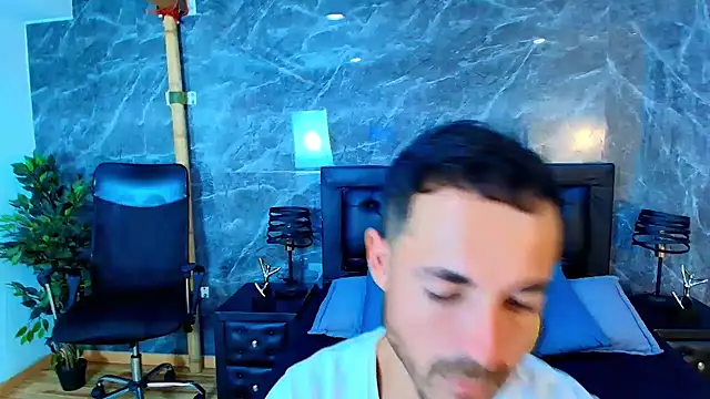 Adams Sanz online show from March 17, 2026, 7:39 pm