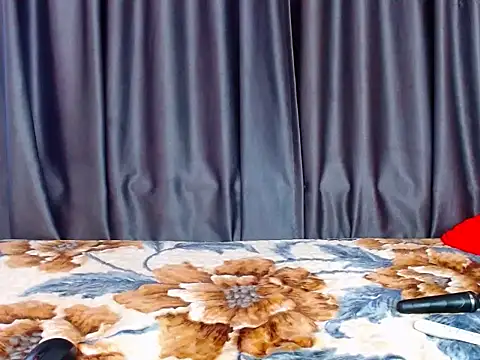 Snapshot of sextrisha99 chatting on February 25, 2026, 6:57 am sextrisha99 online show from February 25, 2026, 6:57 am