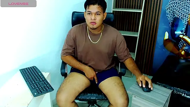 Snapshot of jacobxhott chatting on February 27, 2026, 3:29 am jacobxhott online show from February 27, 2026, 3:29 am