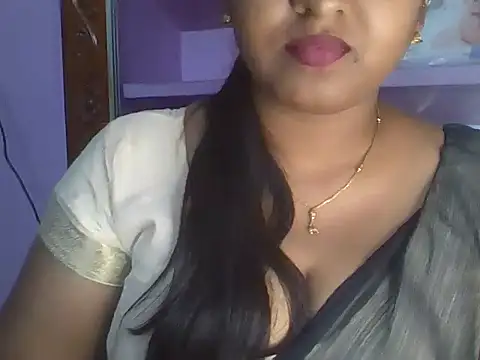 Snapshot of Tamil_Kuttyma chatting on June 21, 2026, 4:35 pm Tamil Kuttyma online show from June 21, 2026, 4:35 pm