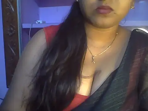 Snapshot of Tamil_Kuttyma chatting on July 9, 2026, 4:50 pm Tamil Kuttyma online show from July 9, 2026, 4:50 pm