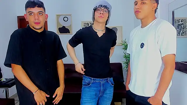 nobodyknows01 online show from March 2, 2026, 7:54 pm