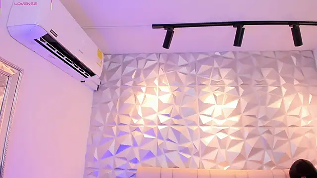 mell muller online show from April 22, 2026, 11:39 am