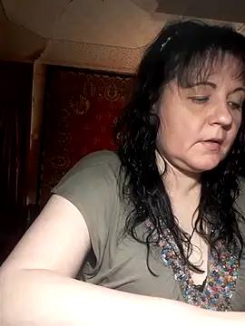 Snapshot of Apelsinkaa chatting on May 19, 2026, 1:56 am Apelsinkaa online show from May 19, 2026, 1:56 am