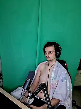 Snapshot of gamergoodboy chatting on February 25, 2026, 10:20 pm gamergoodboy online show from February 25, 2026, 10:20 pm