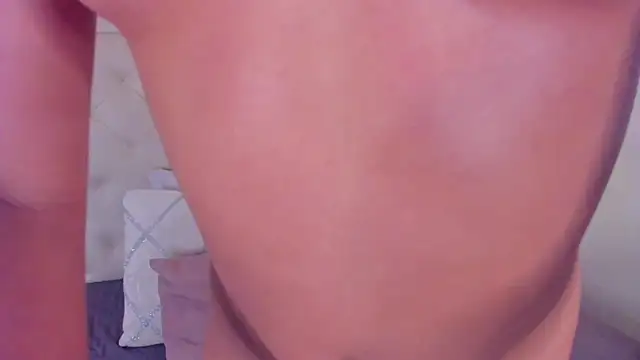 nina joyce online show from March 31, 2026, 7:49 pm