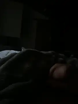 Snapshot of calahanemt chatting on February 24, 2026, 9:37 pm calahanemt online show from February 24, 2026, 9:37 pm