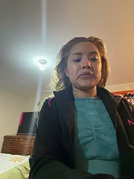 Snapshot of RubiaMorena chatting on March 4, 2026, 2:19 am RubiaMorena online show from March 4, 2026, 2:19 am