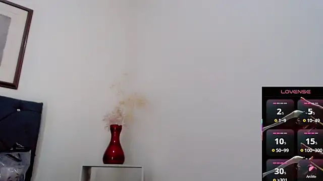 Emma Boms online show from March 14, 2026, 3:23 am