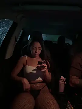 Snapshot of Couple_lat1n chatting on April 5, 2026, 9:54 pm Couple lat1n online show from April 5, 2026, 9:54 pm