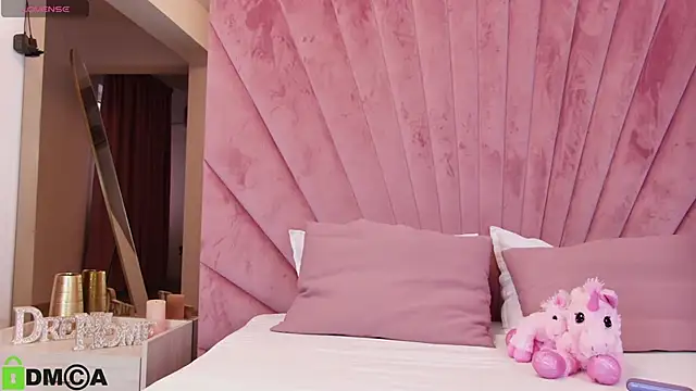 JessicaBay online show from March 24, 2026, 5:29 am