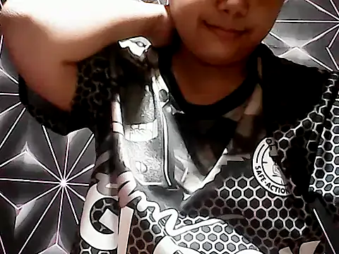 Flowerbebe online show from May 25, 2026, 1:21 pm