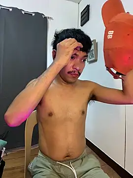 Snapshot of asian_darlingcummersxXx chatting on July 5, 2026, 1:43 am asian darlingcummersxXx online show from July 5, 2026, 1:43 am