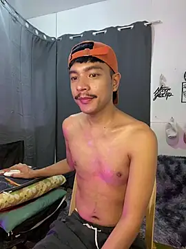 Snapshot of asian_darlingcummersxXx chatting on July 13, 2026, 5:18 am asian darlingcummersxXx online show from July 13, 2026, 5:18 am