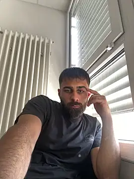 Snapshot of Shayan_021_Private chatting on June 7, 2026, 3:50 pm Shayan 021 Private online show from June 7, 2026, 3:50 pm