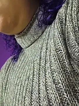 lilith velvet  online show from April 11, 2026, 1:15 pm