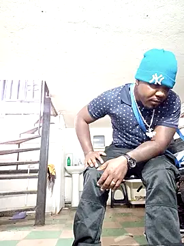 Snapshot of elnegritorico123 chatting on February 24, 2026, 5:14 pm elnegritorico123 online show from February 24, 2026, 5:14 pm