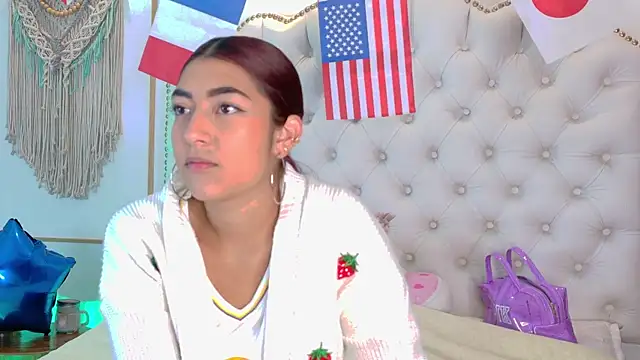 Snapshot of Sara_funy chatting on June 17, 2026, 11:31 am Sara funy online show from June 17, 2026, 11:31 am