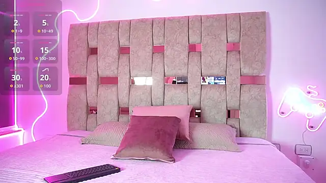 liasuaza online show from March 6, 2026, 11:49 am