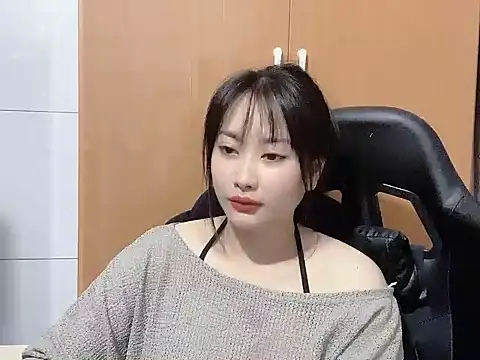 Sunny2868 online show from April 27, 2026, 2:09 am