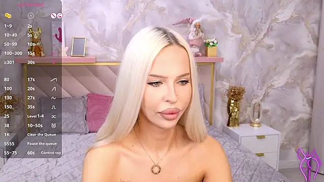 EvaXElfi online show from March 10, 2026, 12:36 am