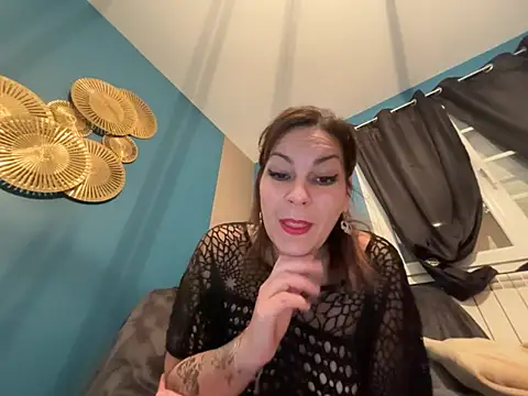 Snapshot of DarkEmy chatting on February 25, 2026, 9:31 am DarkEmy online show from February 25, 2026, 9:31 am