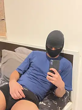 Snapshot of maSkoff10k chatting on March 2, 2026, 3:19 pm maSkoff10k online show from March 2, 2026, 3:19 pm