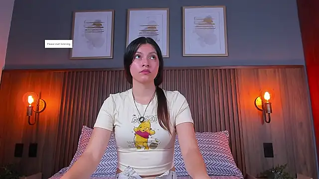 gabyevans4 online show from March 17, 2026, 12:41 pm