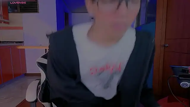 Snapshot of Ryan_sweet chatting on February 25, 2026, 1:44 pm Ryan sweet online show from February 25, 2026, 1:44 pm