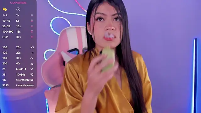 miacapone online show from March 23, 2026, 2:28 pm