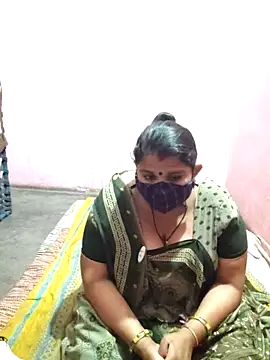 gujjuhotcouple online show from March 3, 2026, 6:26 pm