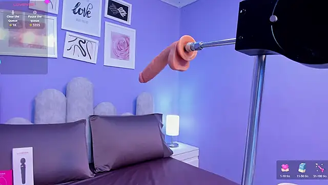 dahiana boobs online show from June 20, 2026, 3:33 am