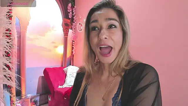 Madam Dalila online show from April 18, 2026, 9:33 am