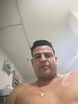 Dario12J online show from May 8, 2026, 11:30 pm
