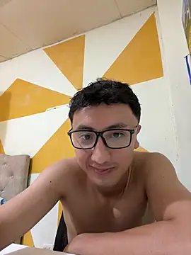 Gonzalogz online show from May 10, 2026, 4:27 am