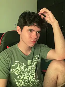 Snapshot of Camii_pink chatting on February 26, 2026, 4:40 pm Camii pink online show from February 26, 2026, 4:40 pm